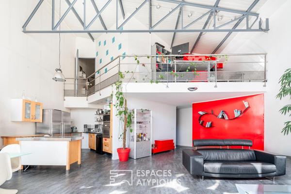 Maison type loft avec jardin