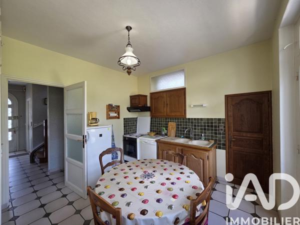 Maison à vendre 9 pièces 175 m² Écouché-les-Vallées