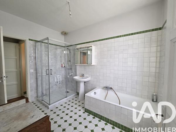 Maison à vendre 9 pièces 175 m² Écouché-les-Vallées