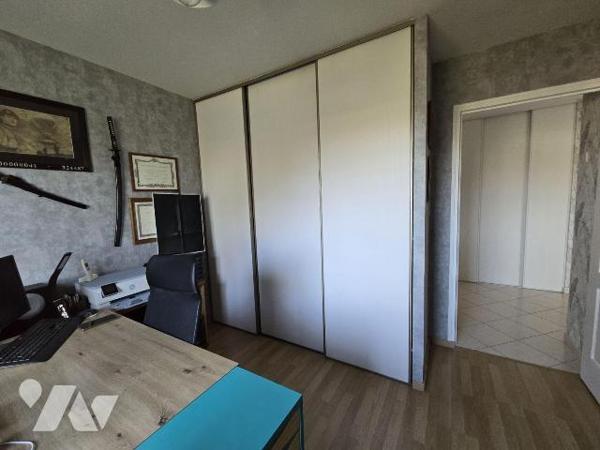 ALLAIRE, A proximité du centre, Quartier Résidentiel, Sur terrain clos et paysagé de 1925 m², T...