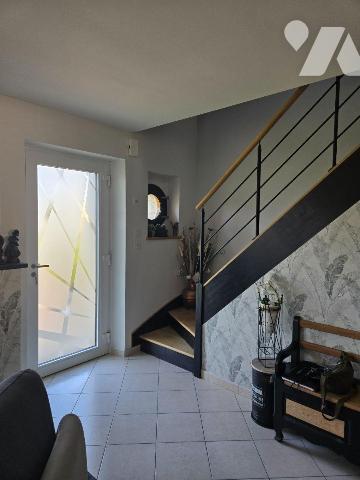 ALLAIRE, A proximité du centre, Quartier Résidentiel, Sur terrain clos et paysagé de 1925 m², T...