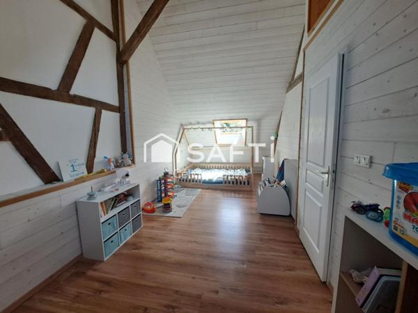 grande maison avec dépendances et terrain