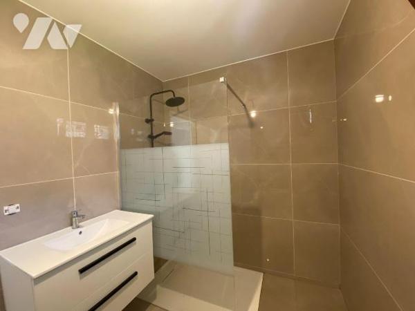 A Vendre ? Maison Rénovée à Val d'Arc (73220) 

Charmante maison des années 60 d'une superfic...