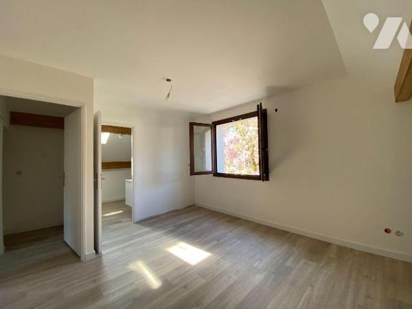 A Vendre ? Maison Rénovée à Val d'Arc (73220) 

Charmante maison des années 60 d'une superfic...