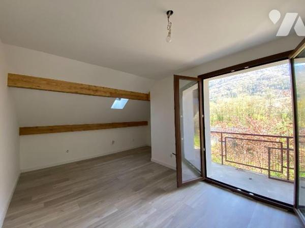 A Vendre ? Maison Rénovée à Val d'Arc (73220) 

Charmante maison des années 60 d'une superfic...