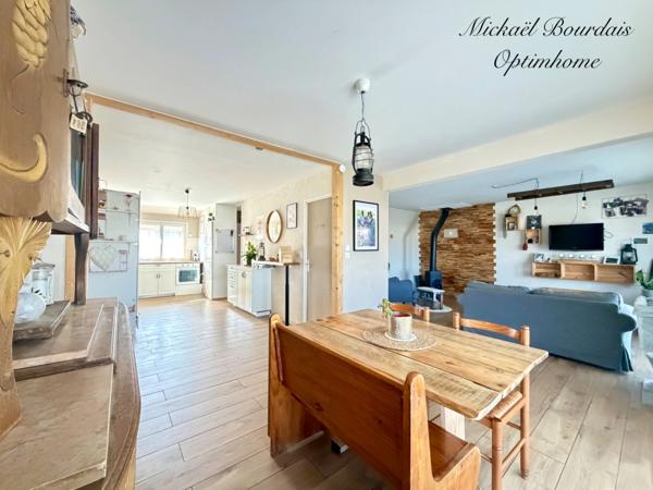 Maison familiale avec potentiel, au calme et proche de toutes commodités – 130 m² habitables + sous-sol complet – Terrain clos