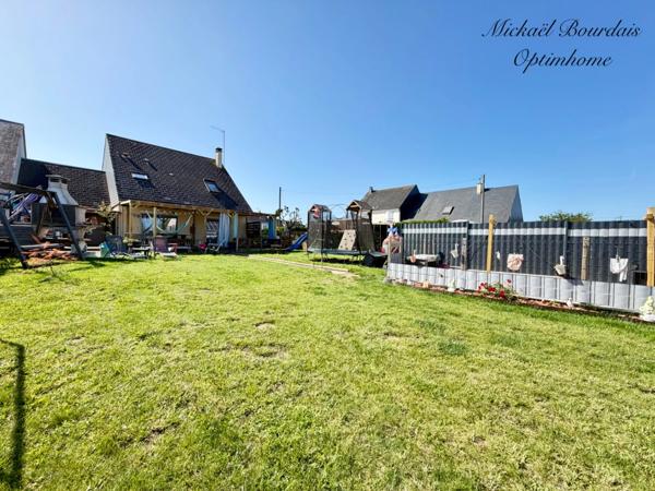 Maison familiale avec potentiel, au calme et proche de toutes commodités – 130 m² habitables + sous-sol complet – Terrain clos