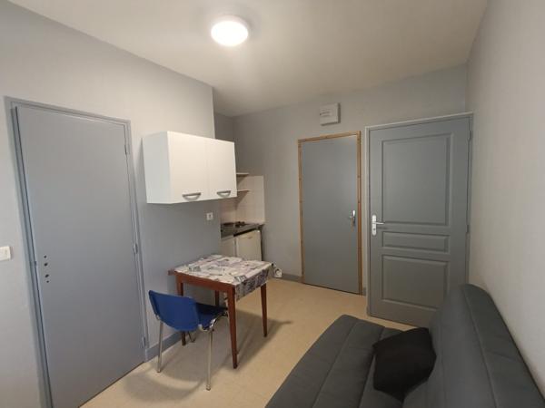 Studio meublé n°15 – 11,96 m² – 1er étage, Saint-Nazaire