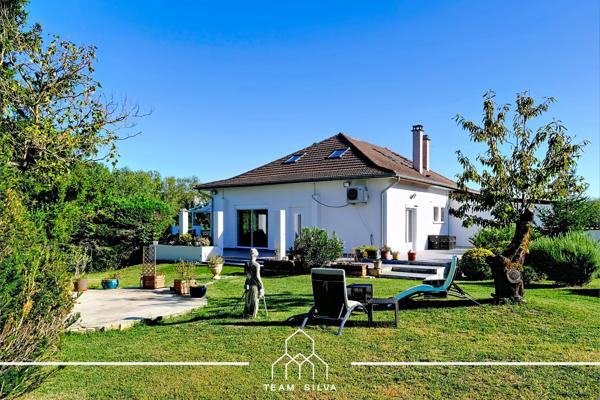 Maison
         4 pièces
        - 125 m² Exclusivité 379 900 € *