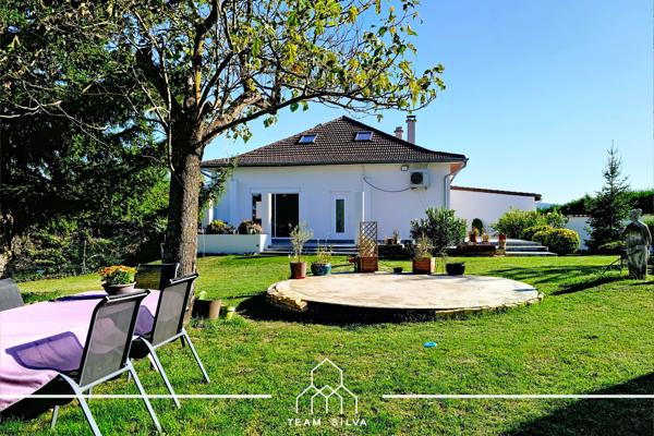 Maison
         4 pièces
        - 125 m² Exclusivité 379 900 € *