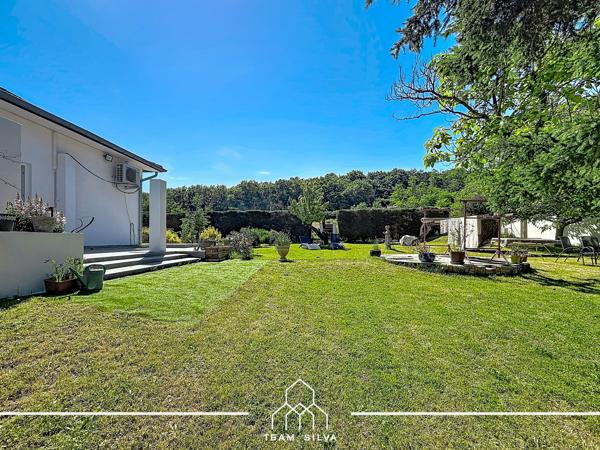 Maison
         4 pièces
        - 125 m² Exclusivité 379 900 € *