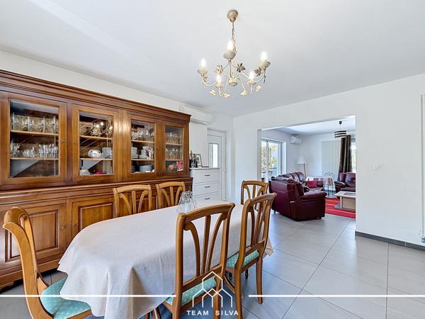 Maison
         4 pièces
        - 125 m² Exclusivité 379 900 € *