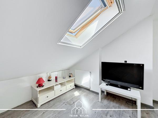 Maison
         4 pièces
        - 125 m² Exclusivité 379 900 € *