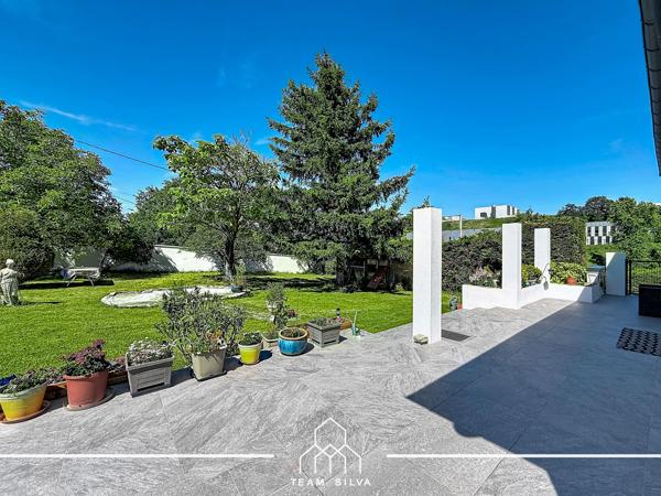 Maison
         4 pièces
        - 125 m² Exclusivité 379 900 € *