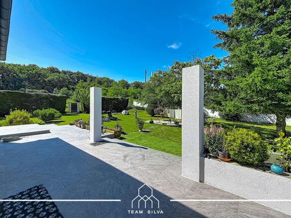 Maison
         4 pièces
        - 125 m² Exclusivité 379 900 € *