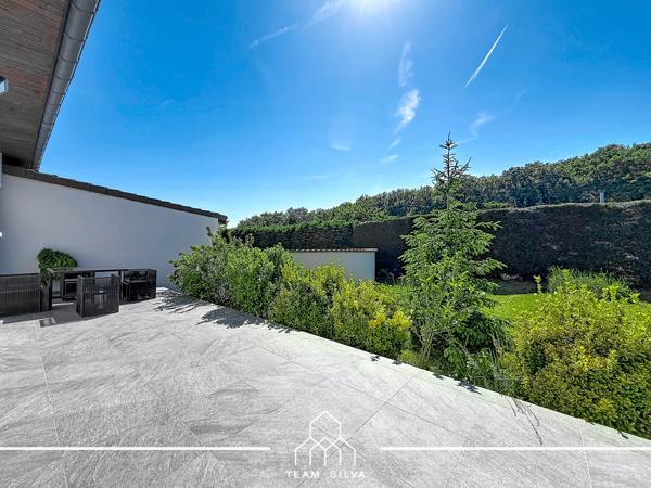 Maison
         4 pièces
        - 125 m² Exclusivité 379 900 € *