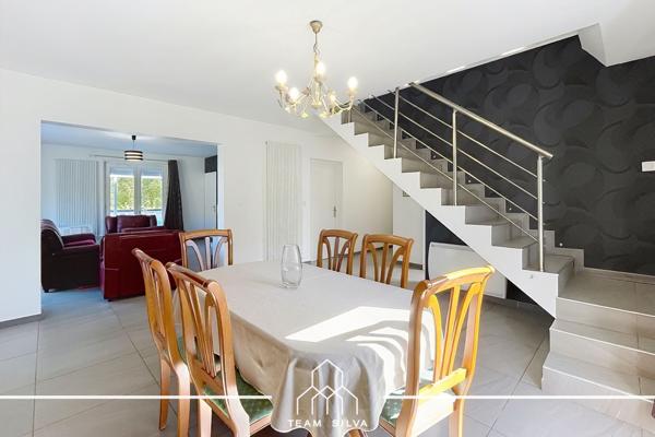 Maison
         4 pièces
        - 125 m² Exclusivité 379 900 € *