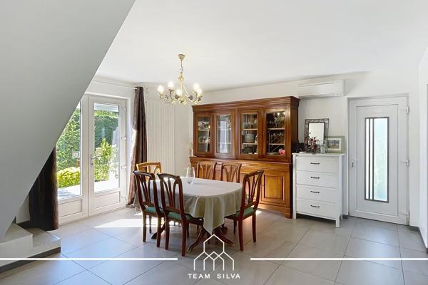 Maison
         4 pièces
        - 125 m² Exclusivité 379 900 € *