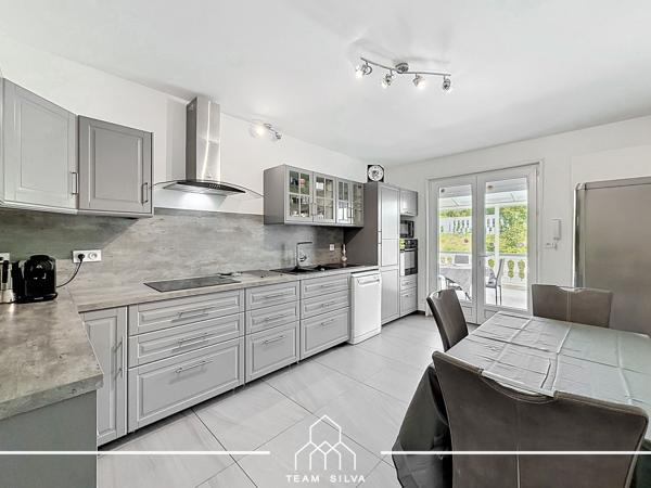 Maison
         4 pièces
        - 125 m² Exclusivité 379 900 € *