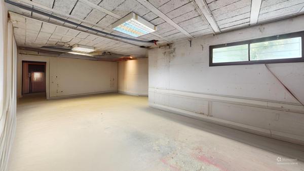 Maison
         5 pièces
        - 123 m² 560 000 € *