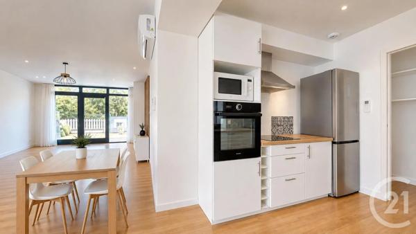 Appartement F4 à vendre  4 pièces - 96,21 m 2   LARRESSORE  - 64