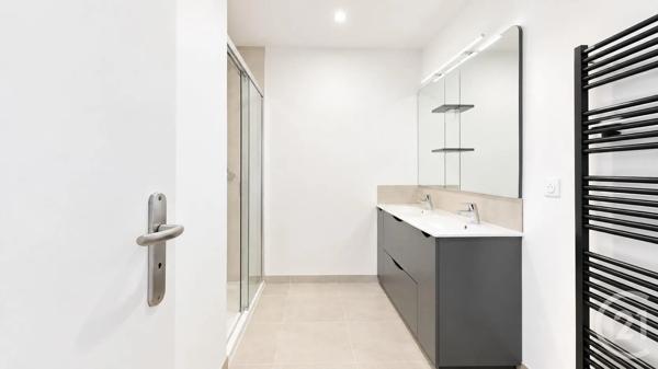 Appartement F4 à vendre  4 pièces - 96,21 m 2   LARRESSORE  - 64
