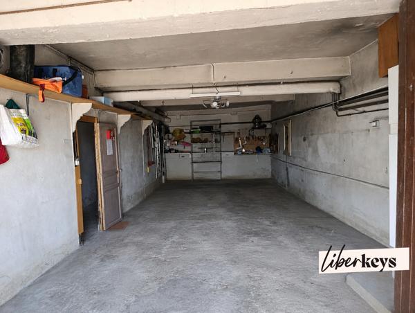 2 APPARTEMENTS STANDING MONO PROPRIÉTÉ - 229,50 M² - COMBLE AMÉNAGEABLE - BALCONS - GARAGE DOUBLE- CAVES - VUE QUAI DE SAÔNE