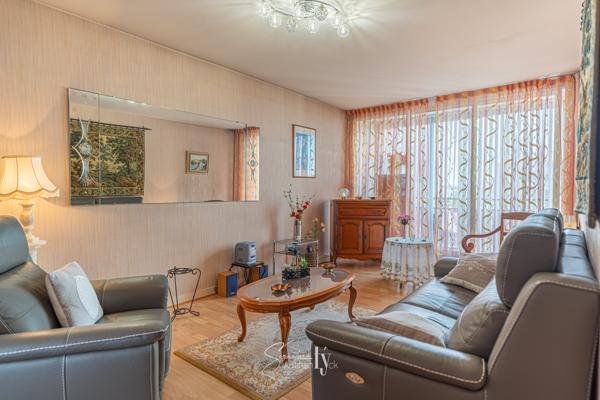 Appartement
         4 pièces
        - 83 m² Exclusivité 98 600 € *