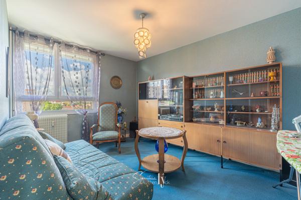 Appartement
         4 pièces
        - 83 m² Exclusivité 98 600 € *