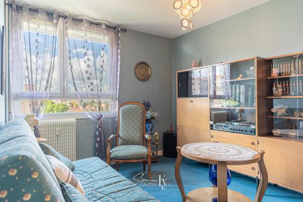 Appartement
         4 pièces
        - 83 m² Exclusivité 98 600 € *