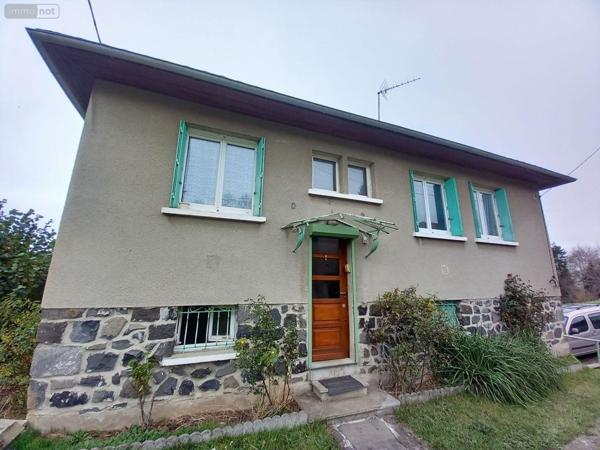 Maison à vendre à Allanche dans le Cantal (15160), ref : FG/2252