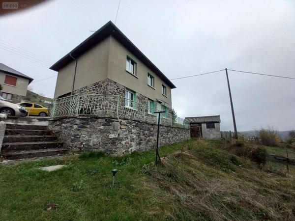 Maison à vendre à Allanche dans le Cantal (15160), ref : FG/2252