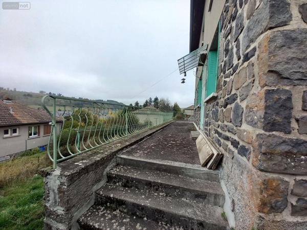 Maison à vendre à Allanche dans le Cantal (15160), ref : FG/2252