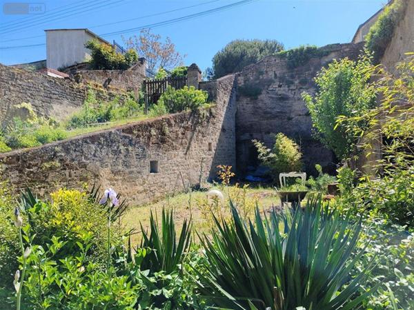Maison à vendre à Doué-en-Anjou dans le Maine-et-Loire (49700), ref :