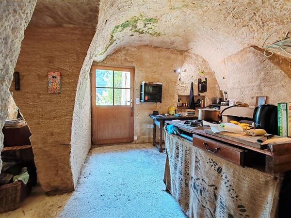 Maison à vendre à Doué-en-Anjou dans le Maine-et-Loire (49700), ref :