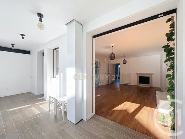 Appartement F4 à vendre  4 pièces - 102 m2 NOISY LE GRAND - 93