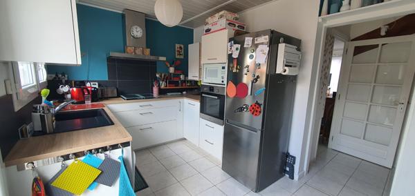 Maison Rochefortaise  4 pièce(s) 94 m2 jardin et terrasse