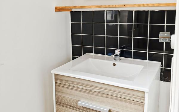 Maison à louer    4 pièces •  Saint-Léon-sur-l'Isle