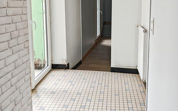 Maison à louer    4 pièces •  Saint-Léon-sur-l'Isle