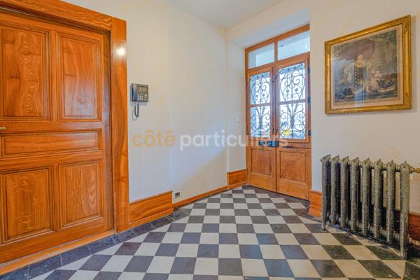 Vente
                Maison170 m² - 5 Pièces -
                    MONNETIER MORNEX (74560)