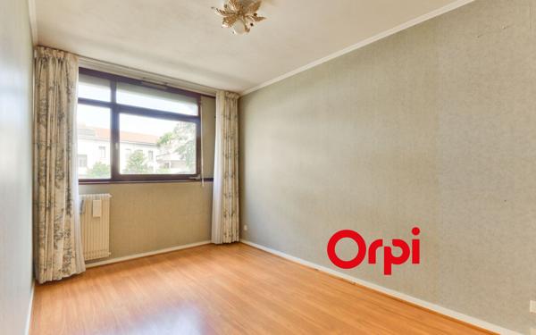 Appartement à vendre    4 pièces • 83,45 m2 Lyon 3