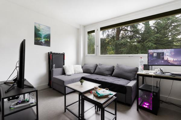 Appartement
         2 pièces
        - 47 m² 75 000 € *