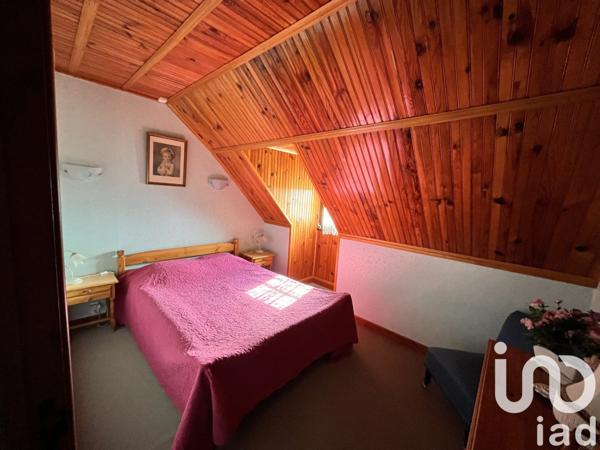 Longère 8 pièces de 217 m² à Chalmoux (71140)