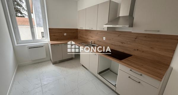 Location Appartement 3 pièces 68.4 m² - Lyon 69003