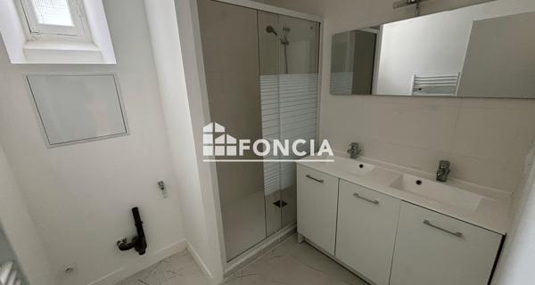 Location Appartement 3 pièces 68.4 m² - Lyon 69003