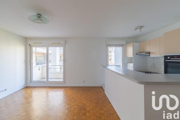 Appartement 2 pièces de 49 m² à Montrouge (92120)