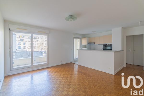 Appartement 2 pièces de 49 m² à Montrouge (92120)