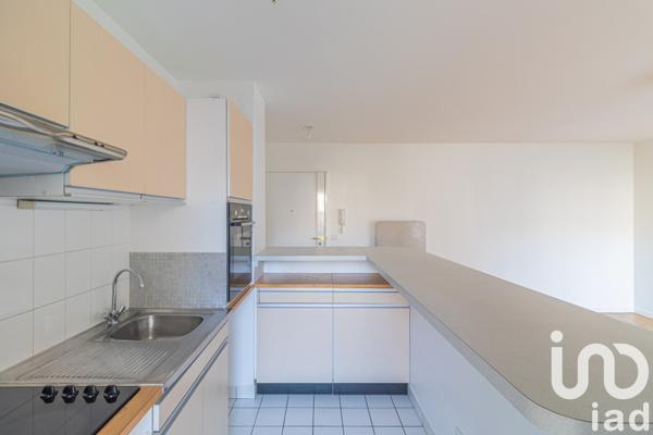 Appartement 2 pièces de 49 m² à Montrouge (92120)