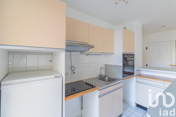 Appartement 2 pièces de 49 m² à Montrouge (92120)