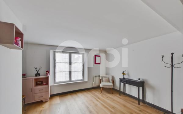 Appartement à vendre    4 pièces • 83,77 m2 Senlis